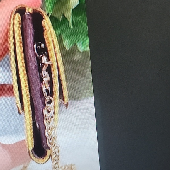 Modified Louis Vuitton Epi Porte Friulle Elise Gold Trifold wallet - Picture 8 of 13